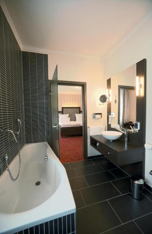 קובלנץ Top Hotel Kraemer מראה חיצוני תמונה